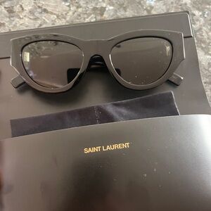 YSL Cat eye Sunglasses